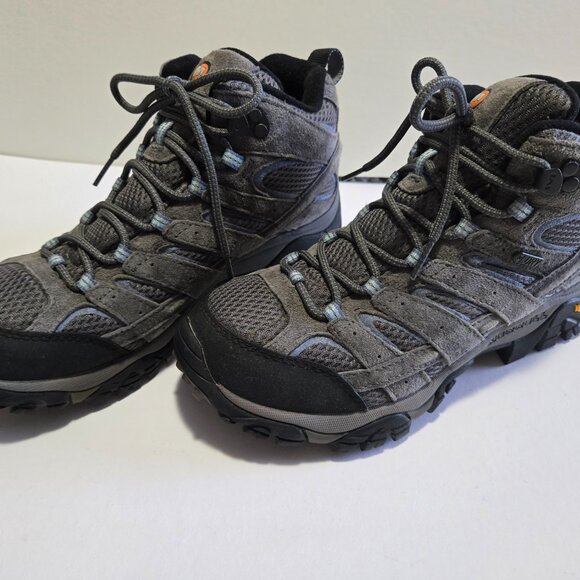 Women's Merrell Hiking Boots - Picture 2 of 12